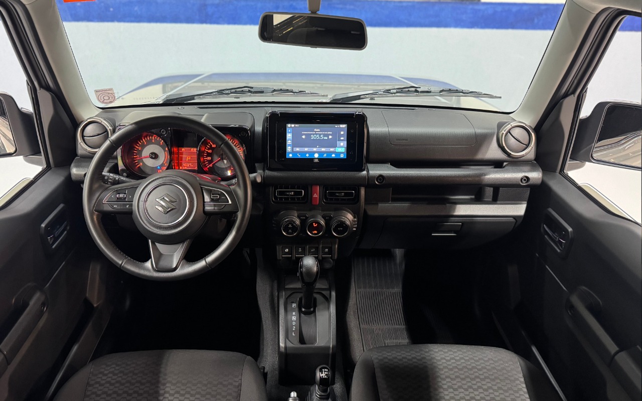 imagem-https://www.socarrao.com.br/sc-vehicle-images-prod/3811335/1789396772298-U1VaVUtJIEpJTU5ZIDRTVFlMRSAtIDIwMjMgLSBDSU5aQSAtIFNFQTdGOTAgKDE2KS5wbmc.png