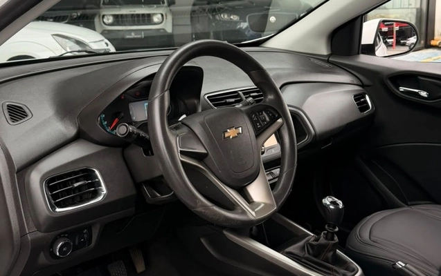 imagem-https://www.socarrao.com.br/sc-vehicle-images-prod/3811450/1789731262728-gb-6784694.jpeg