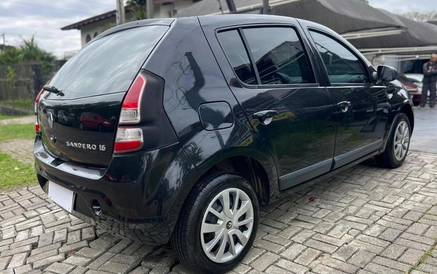 imagem-https://www.socarrao.com.br/sc-vehicle-images-prod/3811709/1789397835671-7677393_4_B_ac2345cb6a.jpeg