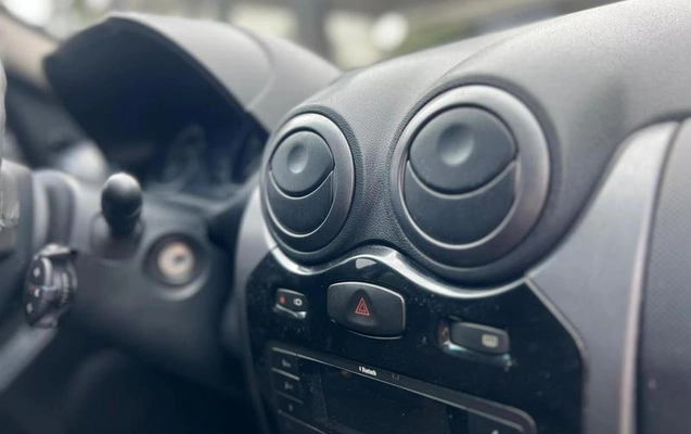 imagem-https://www.socarrao.com.br/sc-vehicle-images-prod/3811709/1789397835683-7677393_0_B_4b1672f537.jpeg
