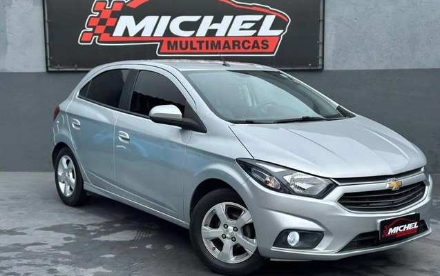 imagem-https://www.socarrao.com.br/sc-vehicle-images-prod/3811713/1789507331683-8472828_2_B_f4fa0ca147.jpeg