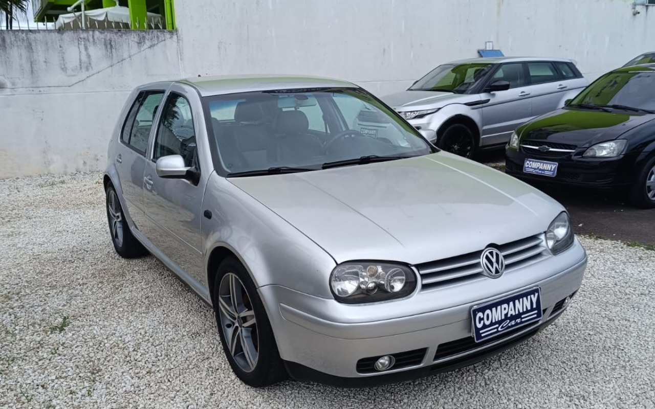 Volkswagen Golf 2001 Prata — foto 1 de 3