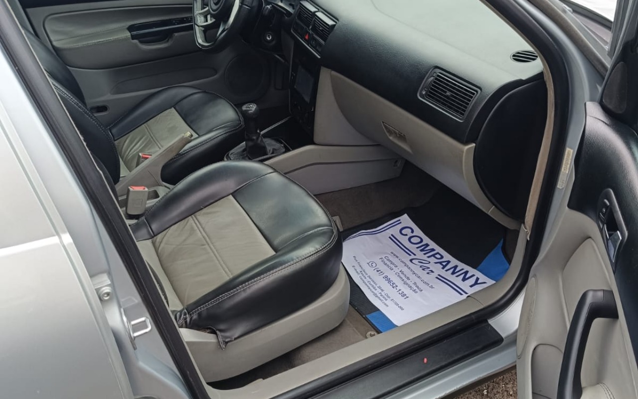 imagem-https://www.socarrao.com.br/sc-vehicle-images-prod/3811718/1790018182144-V2hhdHNBcHAgSW1hZ2UgMjAyNi0wOS0yMSBhdCAxMi4yNC4xMy5qcGVn.jpeg