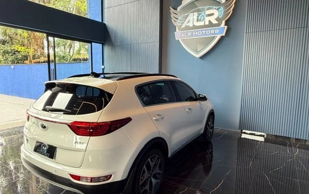 imagem-https://www.socarrao.com.br/sc-vehicle-images-prod/3811730/1789584913593-8471794_6_B_56537d7f93.jpeg