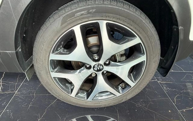 imagem-https://www.socarrao.com.br/sc-vehicle-images-prod/3811730/1789584913595-8471794_8_B_64f1729a55.jpeg
