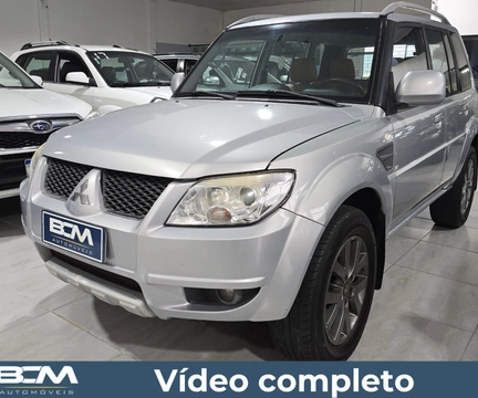 Mitsubishi Pajero TR4 2013 Prata — foto 1 de 3