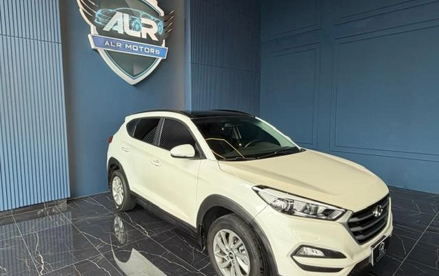 imagem-https://www.socarrao.com.br/sc-vehicle-images-prod/3812162/1790109309911-8471756_4_B_7ad9ce1820.jpeg