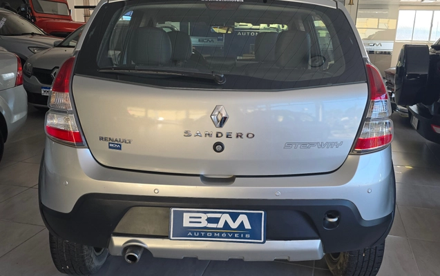 imagem-https://www.socarrao.com.br/sc-vehicle-images-prod/3812394/1789767421709-63ea437a419f46fb863bc0d16e20e9b1_1789741479708.jpg