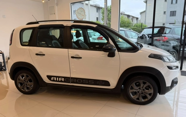 imagem-https://www.socarrao.com.br/sc-vehicle-images-prod/3812465/1789400059375-17_123408.jpg
