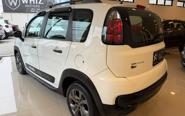 imagem-https://www.socarrao.com.br/sc-vehicle-images-prod/3812465/1789400059380-6_123408.jpg