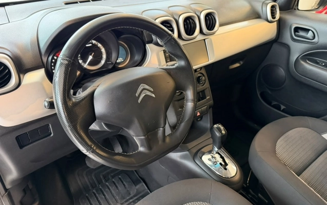 imagem-https://www.socarrao.com.br/sc-vehicle-images-prod/3812465/1789400059391-12_123408.jpg