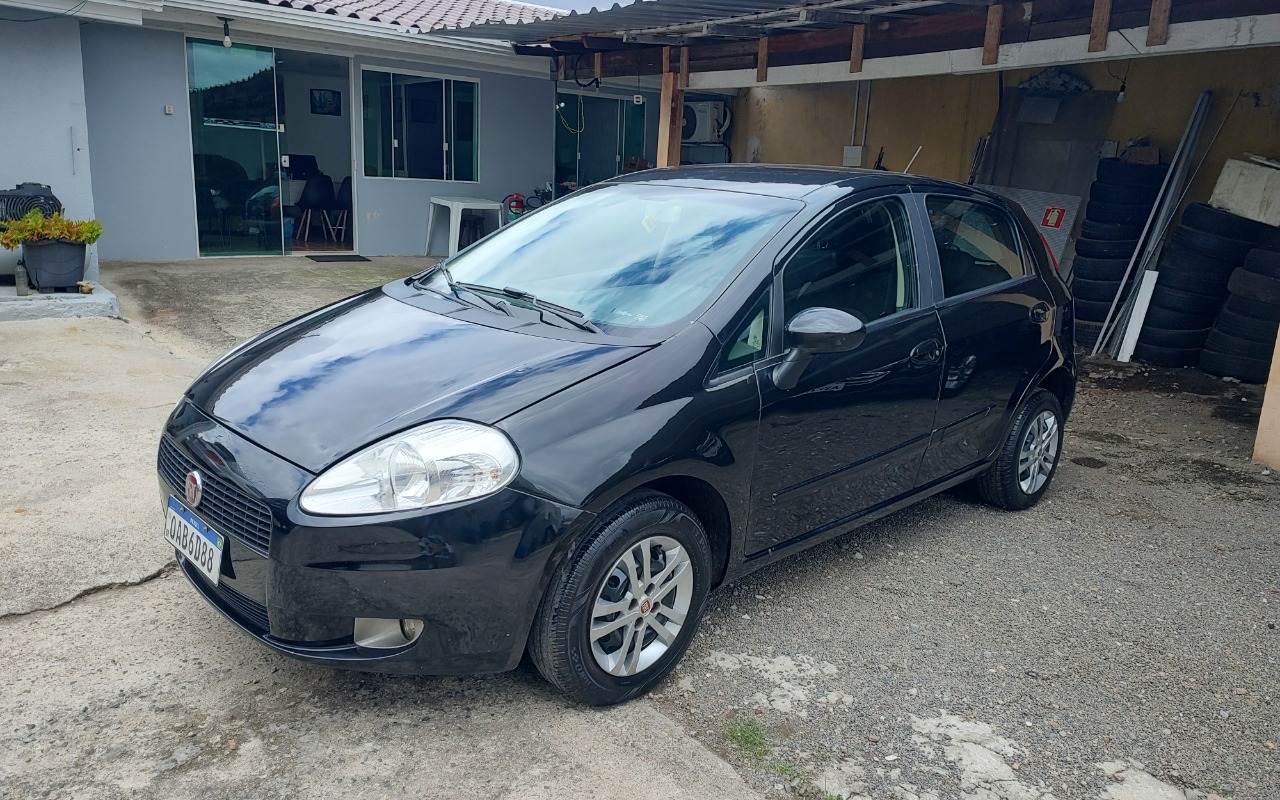 imagem-https://www.socarrao.com.br/sc-vehicle-images-prod/3812784/1789400772502-SU1HXzIwMjYwMTIyXzExMjU1MjE4OV9IRFIuanBn.jpg