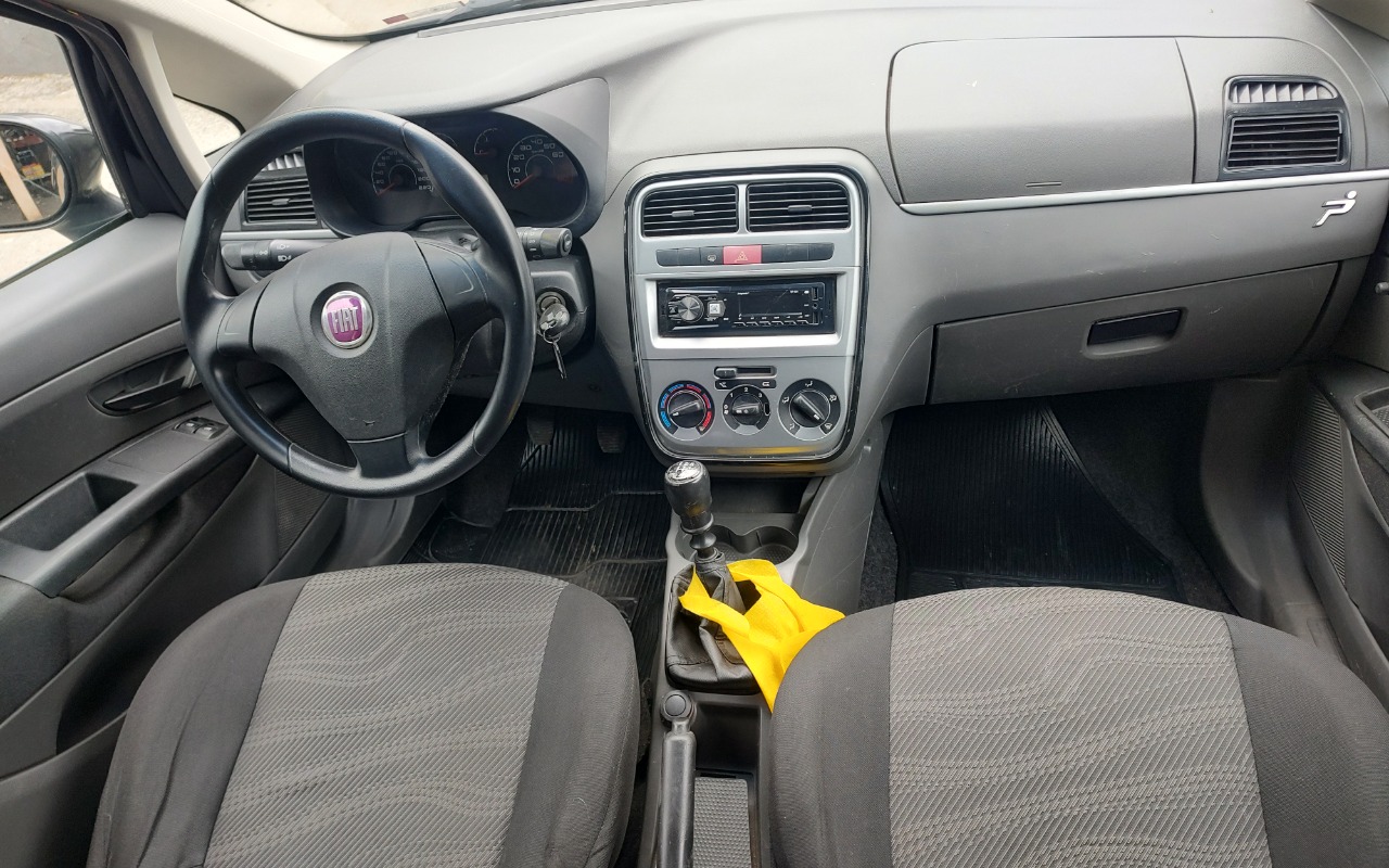 imagem-https://www.socarrao.com.br/sc-vehicle-images-prod/3812784/1789400773098-SU1HXzIwMjYwMTIyXzExMjY0Mzg5NV9IRFIuanBn.jpg