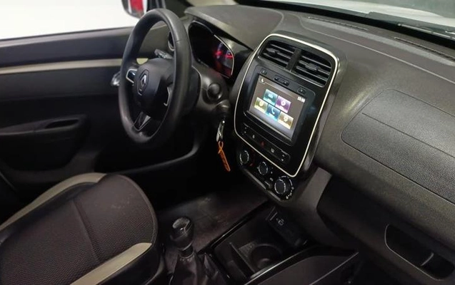 imagem-https://www.socarrao.com.br/sc-vehicle-images-prod/3812958/1789484533515-8368033_21_B_60e25a8669.jpeg