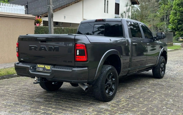 imagem-https://www.socarrao.com.br/sc-vehicle-images-prod/3812969/1789401372216-600dceac2b14407185480e922eaabe9b_1789401342183.jpg