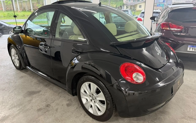imagem-https://www.socarrao.com.br/sc-vehicle-images-prod/3813085/1789401599931-ZjEwMGY4OTctN2NhMi00MDIxLWJlYWMtZDM3MjliMDcxMjk4LmpwZw.jpg