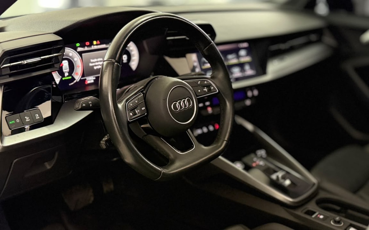 imagem-https://www.socarrao.com.br/sc-vehicle-images-prod/3813190/1789402111898-NzM4YzlmZTctNzE4Zi00YjIxLTlmNGQtNjk0NDVlYWI1ZmIxLmpwZw.jpg