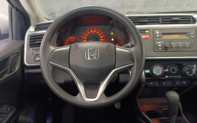 imagem-https://www.socarrao.com.br/sc-vehicle-images-prod/3813276/1789402445152-8422803_11_B_51a36e62bf.jpeg