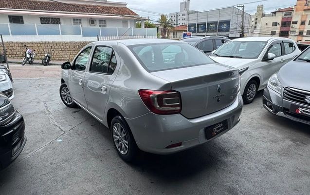 imagem-https://www.socarrao.com.br/sc-vehicle-images-prod/3813532/1789402838700-gb-b01c5bc.jpeg
