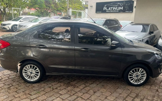 imagem-https://www.socarrao.com.br/sc-vehicle-images-prod/3813592/1789402997299-gb-4aee7dd.jpeg