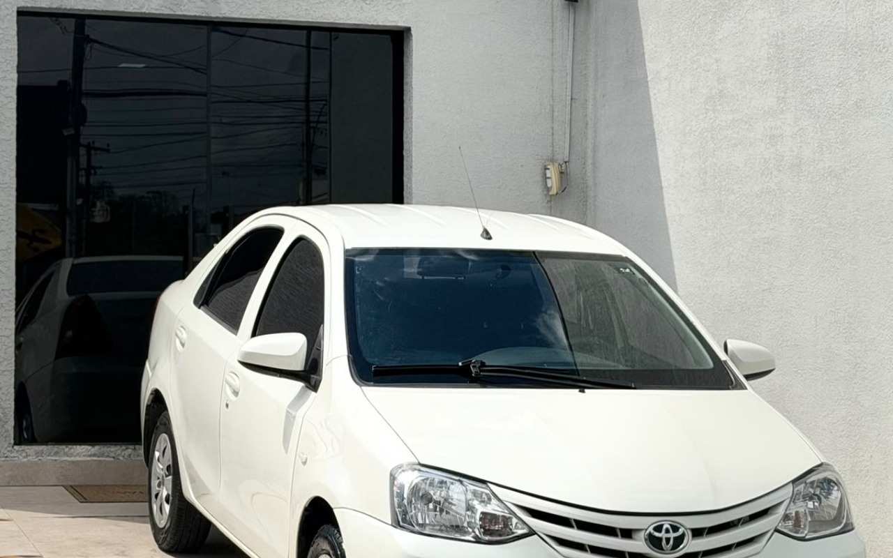 imagem-https://www.socarrao.com.br/sc-vehicle-images-prod/3813668/1789403406523-V2hhdHNBcHAgSW1hZ2UgMjAyNi0wOS0xMSBhdCAxMi4wNy41Mi5qcGVn.jpeg