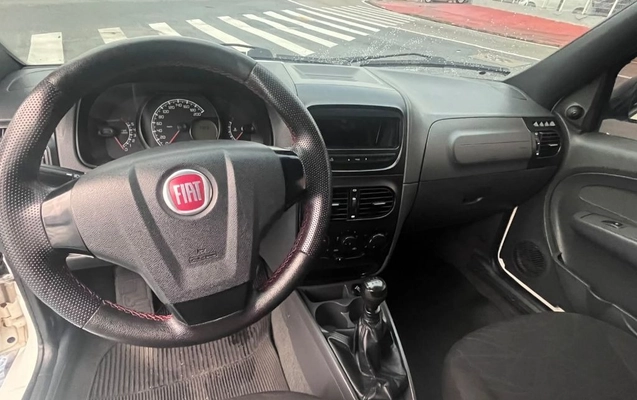 imagem-https://www.socarrao.com.br/sc-vehicle-images-prod/3813701/1789413237950-b85219de-ec62-4f4b-80cd-0ddfacbd65cd.jpg