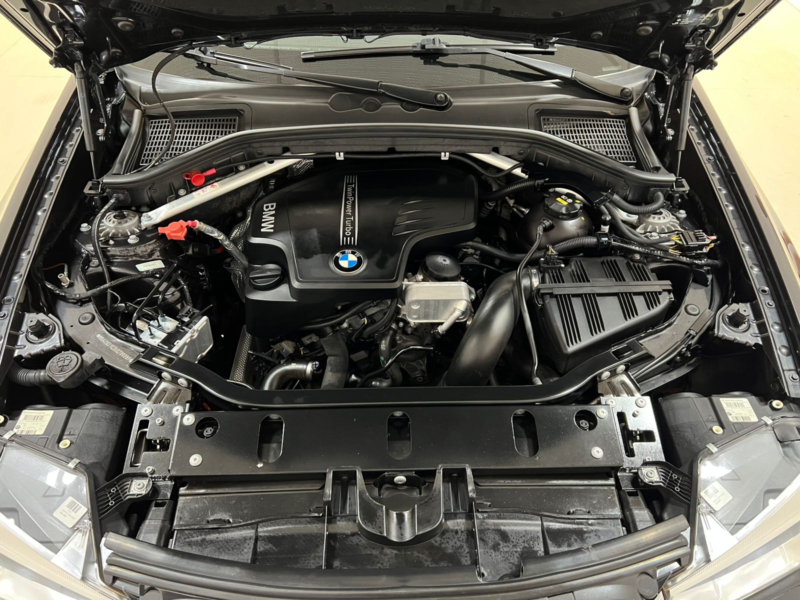 imagem-https://www.socarrao.com.br/sc-vehicle-images-prod/38138/1769988678299-7141956OR_1765304462_90_290.jpg