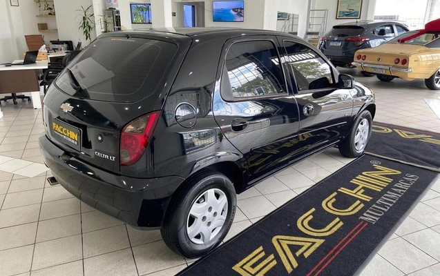 imagem-https://www.socarrao.com.br/sc-vehicle-images-prod/3814144/1789569437649-8474489_3_B_62213d576c.jpeg