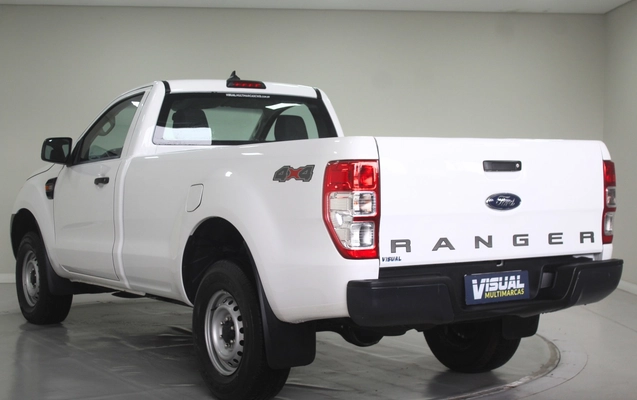 imagem-https://www.socarrao.com.br/sc-vehicle-images-prod/3814296/1789404895567-5_015428.jpg