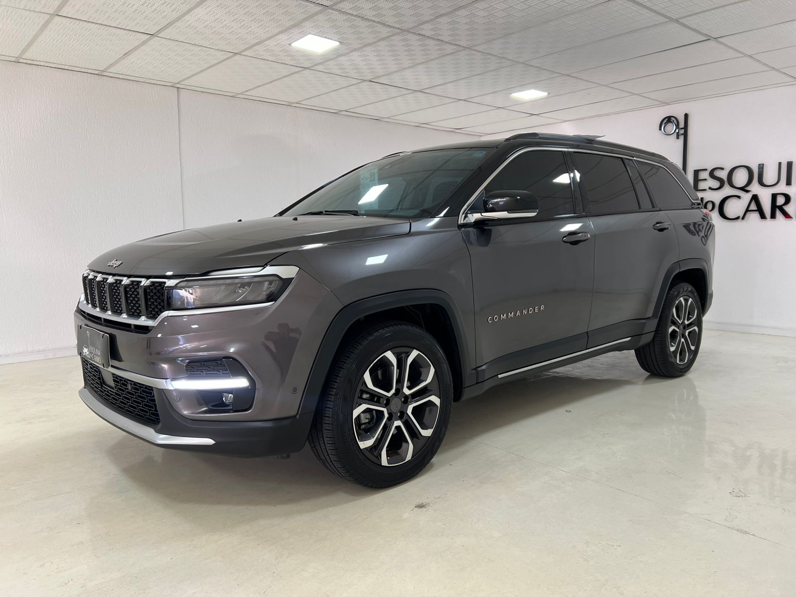 Jeep Commander Limited T270 1.3 TB Flex Aut. na cor Cinza no Porto Alegre / RS - 38143
