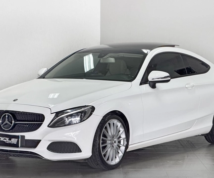 Mercedes-Benz C-180 2018 Branco — foto 1 de 3