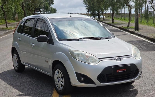imagem-https://www.socarrao.com.br/sc-vehicle-images-prod/3814557/1789568290859-8452016_0_B_6131d164f4.jpeg