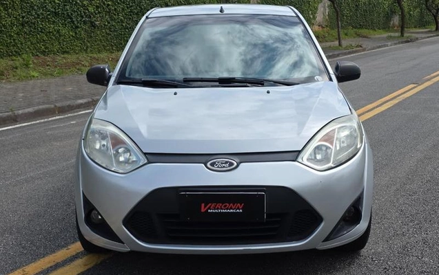 imagem-https://www.socarrao.com.br/sc-vehicle-images-prod/3814557/1789568290860-8452016_0_B_d7e27a81d8.jpeg