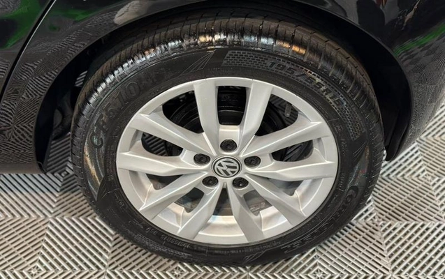 imagem-https://www.socarrao.com.br/sc-vehicle-images-prod/3814604/1789999791596-8474582_6_B_35b9a121e6.jpeg