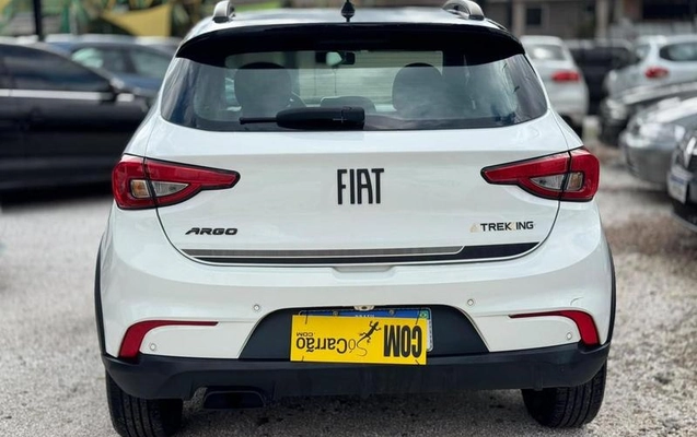 imagem-https://www.socarrao.com.br/sc-vehicle-images-prod/3814651/1789405969300-8474606_1_B_c471e32790.jpeg