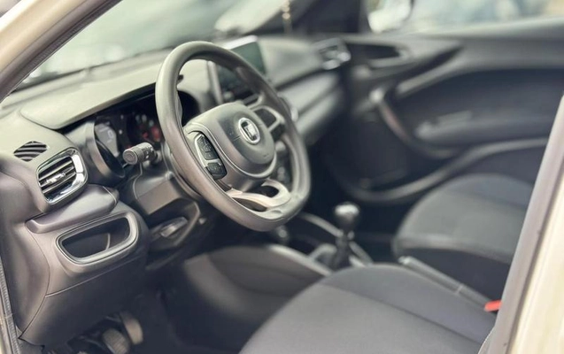 imagem-https://www.socarrao.com.br/sc-vehicle-images-prod/3814651/1789405969313-8474606_7_B_3c28ff14f8.jpeg