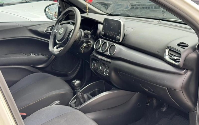 imagem-https://www.socarrao.com.br/sc-vehicle-images-prod/3814651/1789405969320-8474606_11_B_b816e5de38.jpeg