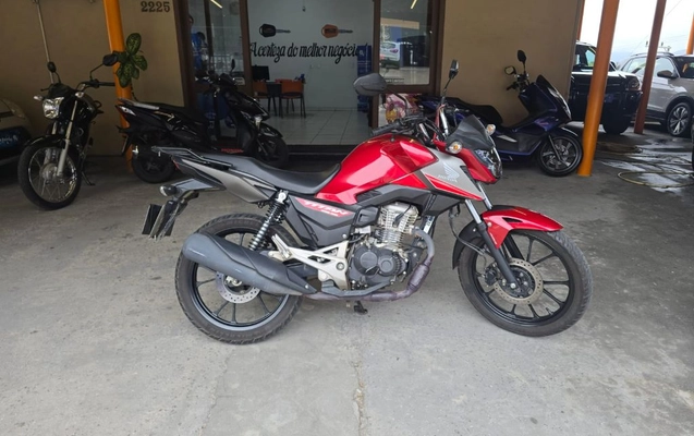 imagem-https://www.socarrao.com.br/sc-vehicle-images-prod/3814785/1789406218229-gb-667940c.jpg