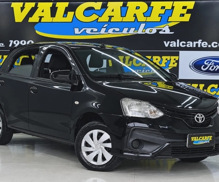 Toyota Etios 2018 Preto — foto 1 de 3