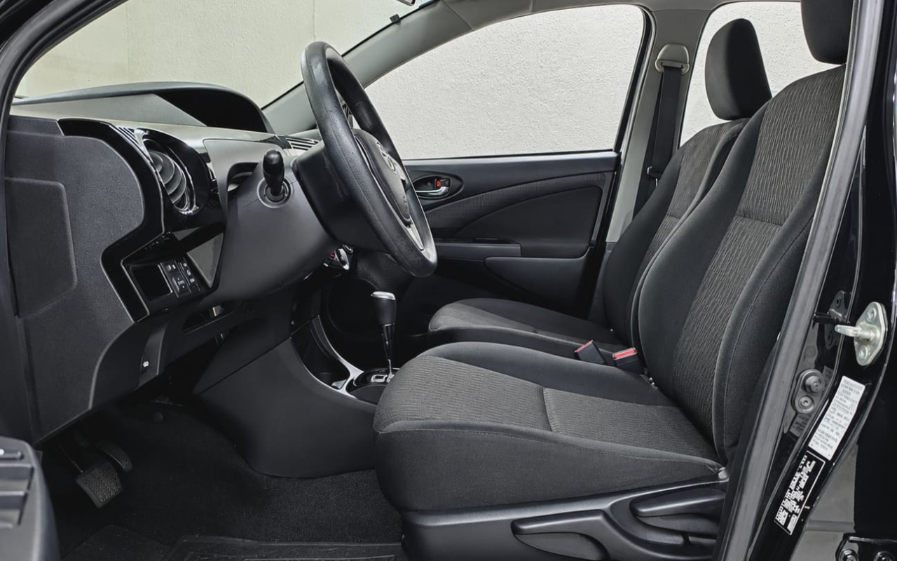 imagem-https://www.socarrao.com.br/sc-vehicle-images-prod/3814862/1789406444170-NS5qZmlm.jfif
