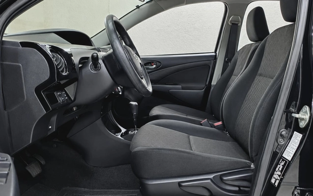 imagem-https://www.socarrao.com.br/sc-vehicle-images-prod/3814862/1789406444170-NS5qZmlm.jfif