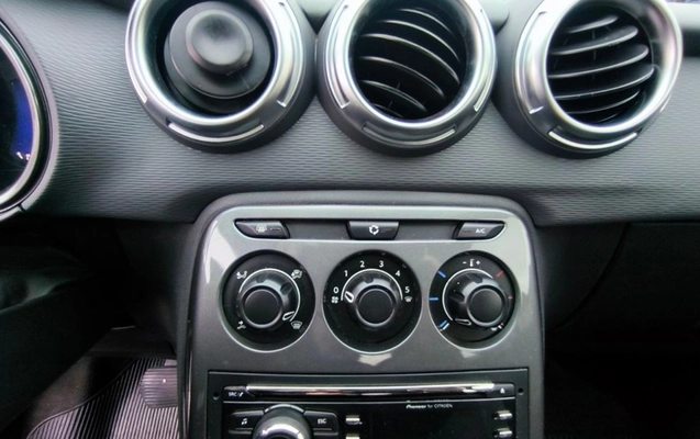 imagem-https://www.socarrao.com.br/sc-vehicle-images-prod/3814888/1789496802820-SU1HXzIwMjYwOTE0XzE0MTAyNyAoQ29weSkuanBn.jpg