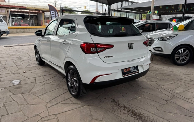 imagem-https://www.socarrao.com.br/sc-vehicle-images-prod/3814889/1789406503939-V2hhdHNBcHAgSW1hZ2UgMjAyNi0wOS0xNCBhdCAxNC4xNi40MyAoMSkuanBlZw.jpeg