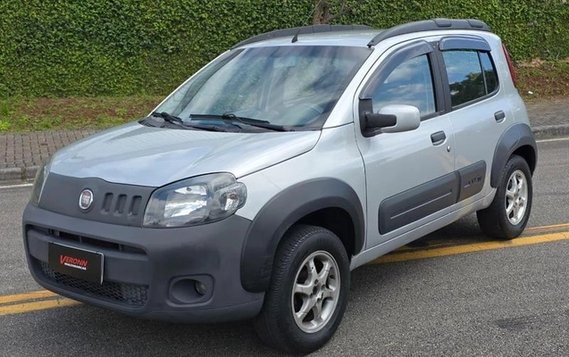 imagem-https://www.socarrao.com.br/sc-vehicle-images-prod/3815055/1789564737913-8474623_1_B_7c3040472c.jpeg