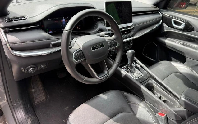 imagem-https://www.socarrao.com.br/sc-vehicle-images-prod/3815176/1789407152167-8474713_9_B_a3190daade.jpeg