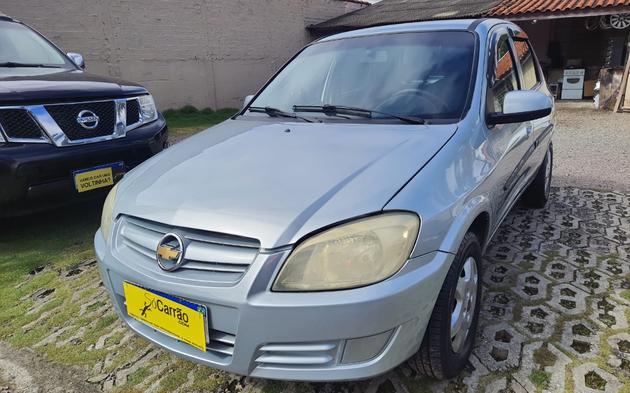 Chevrolet Celta 2011 Prata — foto 1 de 3