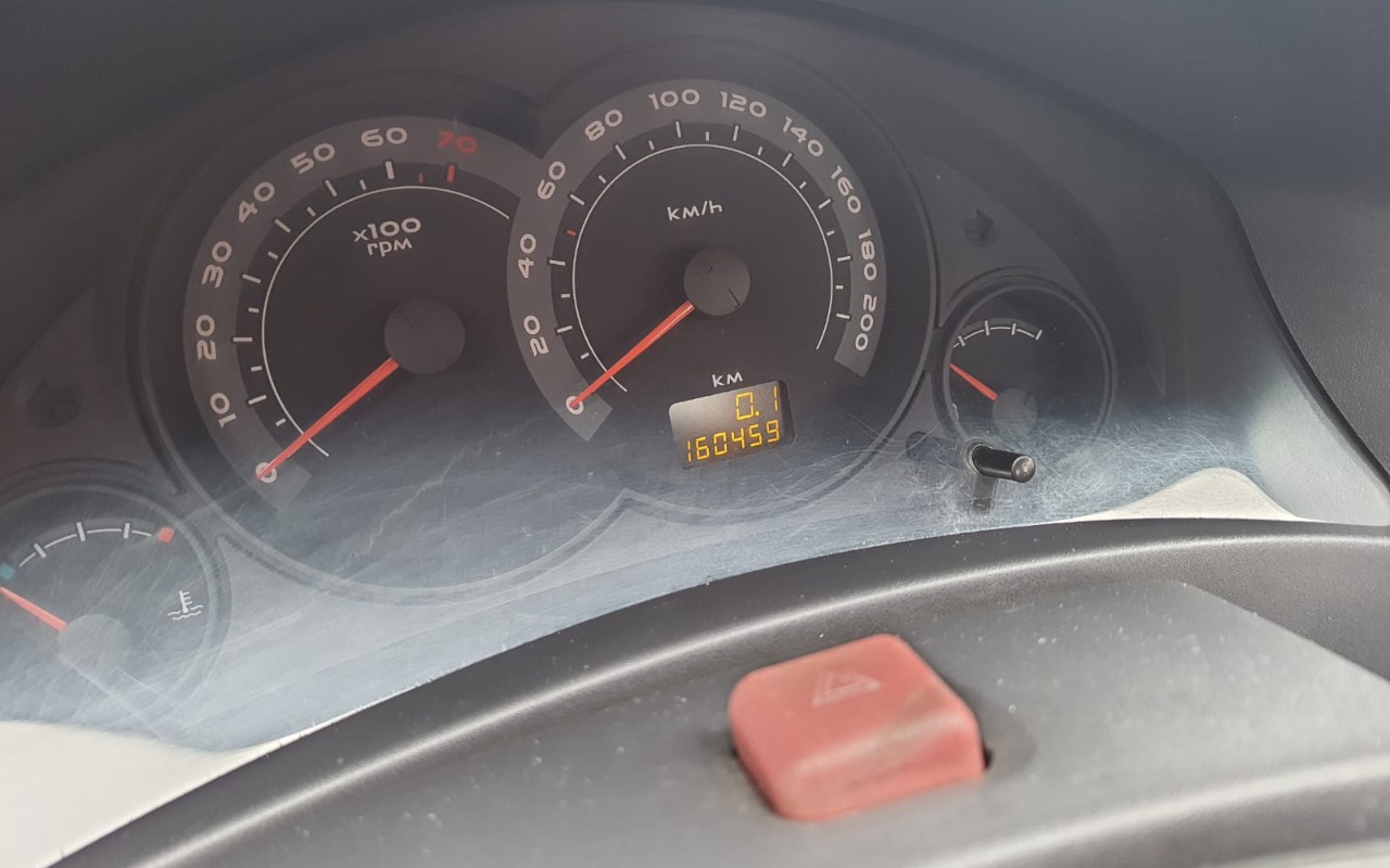 imagem-https://www.socarrao.com.br/sc-vehicle-images-prod/3815228/1789407516801-V2hhdHNBcHAgSW1hZ2UgMjAyNi0wOS0xNCBhdCAxNC4zNC4yMC5qcGVn.jpeg