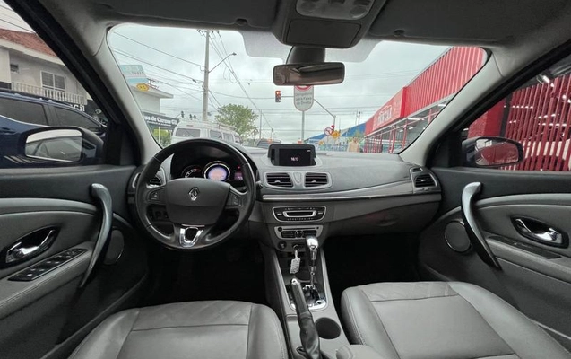 imagem-https://www.socarrao.com.br/sc-vehicle-images-prod/3815232/1789488738030-8474785_13_B_9a9e646669.jpeg