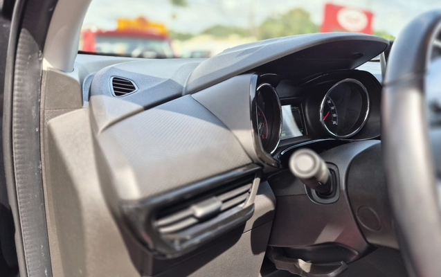 imagem-https://www.socarrao.com.br/sc-vehicle-images-prod/3815290/1789407759706-003_926c6091f0125afc7c7bd2c0f386f3e8.jpg