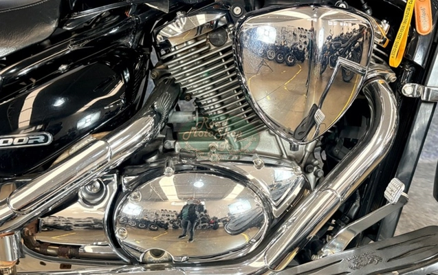 imagem-https://www.socarrao.com.br/sc-vehicle-images-prod/3815359/1789407899097-TTgwMCBQUkVUQSAyMDEyXzE2LmpwZw.jpg